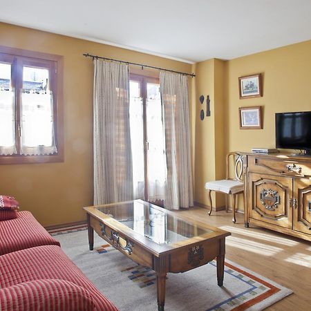 Apartamentos El Rincon De Benas Benasque Buitenkant foto